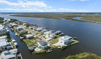 146 Elaine Dr, Bay St. Louis, MS 39520