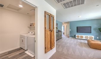 561 Mountain Robin Ave, Henderson, NV 89011