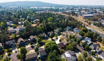 3022 NE Quiet Canyon Dr, Bend, OR 97701