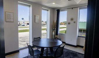3003 W COLLEGE Ave, Appleton, WI 54914