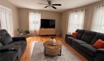 1289 Cranston St, Cranston, RI 02920