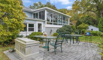 608 Raritan Ave, Atlantic Highlands, NJ 07716