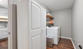 509 Sharon Oaks Ct, Benton, AR 72019