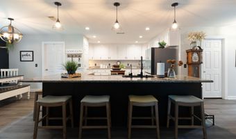 6263 Old River Rd, Baker, FL 32531