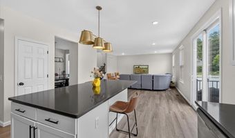 2137 Henley Woods Dr, Arnold, MO 63010