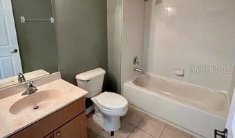 6818 CAMBRIDGE PARK Dr, Apollo Beach, FL 33572