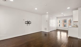 2505 MAIN LINE Blvd, Alexandria, VA 22301