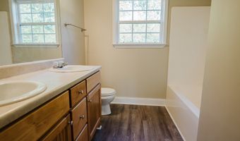 108 Bradley Cir, Barnesville, GA 30204