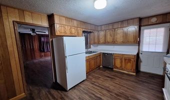 2519 Jamestown Rd, Bishopville, SC 29010