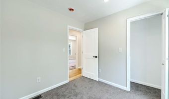 25 Walling Rd, Burrillville, RI 02830