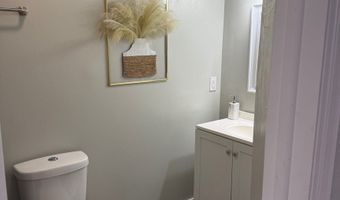 713 Rustic Rd, Anderson, IN 46013