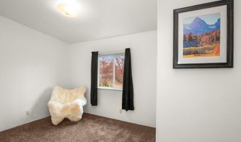 92 Lake View Dr, Carey, ID 83320