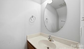 1215 Green Oaks Ln I, Charlotte, NC 28205