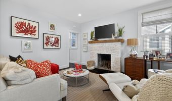 14 Island View Ave, Branford, CT 06405
