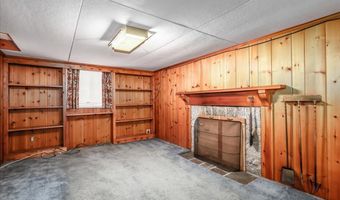 34 Valerie Ln, Danbury, CT 06811