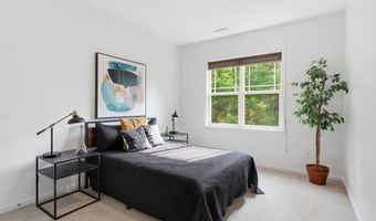 312 Briarfield Dr, Apex, NC 27502