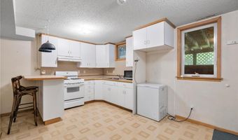 2211 Springdale NE, Alexandria, MN 56308