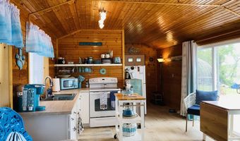 107 Hunter Rd N, Alburgh, VT 05440