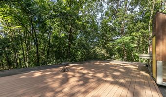 2707 Englave Dr, Ann Arbor, MI 48103