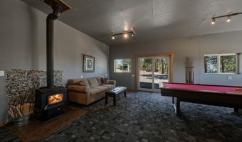 67422 Trout Ln, Bend, OR 97703