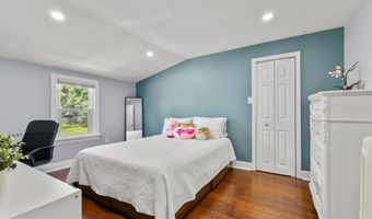 1555 LUKENS Ave, Abington, PA 19001