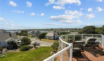 74 Bayberry Rd, Narragansett, RI 02882