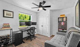 1413 Mayflower Rd, Bentonville, AR 72713