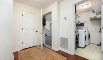 2008 PEGGY STEWART Way #202, Annapolis, MD 21401