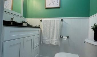 123 Stone Gate Dr, North Kingstown, RI 02852