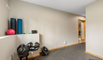 15020 Uplander St NW, Andover, MN 55304