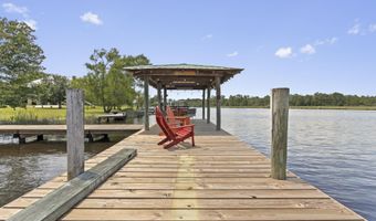 1099 Campbell Dr, Biloxi, MS 39532