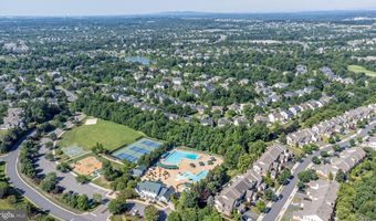 20262 KIAWAH ISLAND Dr, Ashburn, VA 20147