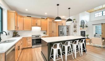 40 Christian Hill Rd, Amherst, NH 03031