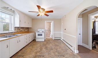 112 Clay St, Central Falls, RI 02863