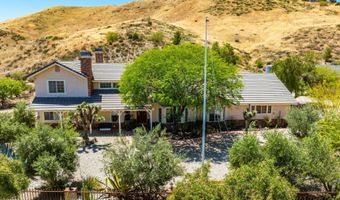 13602 Sego Rd, Agua Dulce, CA 91390