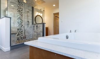 9 Elizabeth Dr, Lincoln, RI 02865
