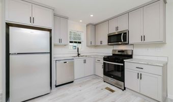 1346 Newport Ave, Attleboro, MA 02703