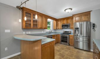6 Woodland Cir, Bow, NH 03304