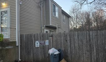 717 Expressway Dr N, Medford, NY 11763