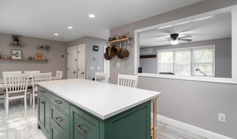58 Alfred Ave, Johnston, RI 02919