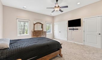 1200 N Hickory Ln, Angola, IN 46703