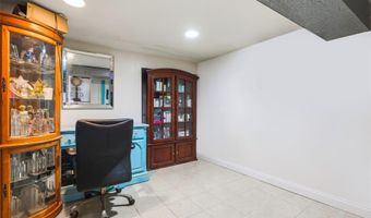 3414 Great Neck Rd, Amityville, NY 11701