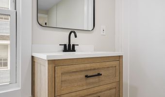 50 14th St, Bangor, ME 04401