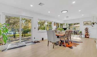 733 OVERLOOK Dr, Apopka, FL 32703