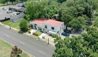703 Richland Ave E, Aiken, SC 29801