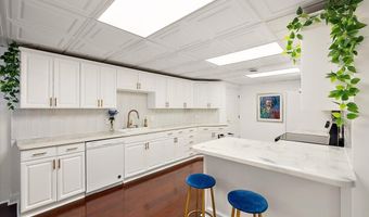 3427 E Dobson Pl, Ann Arbor, MI 48105