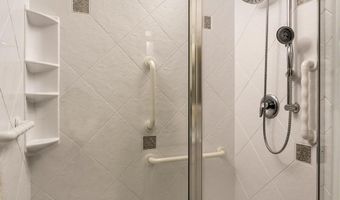 13775 SW SCHOLLS FERRY Rd 3, Beaverton, OR 97008