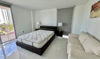 3731 N Country Club Dr 623, Aventura, FL 33180