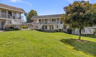 27725 Mountain Meadow Rd 35, Escondido, CA 92026