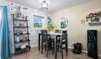 1307 W Palm Dr, Aransas Pass, TX 78336